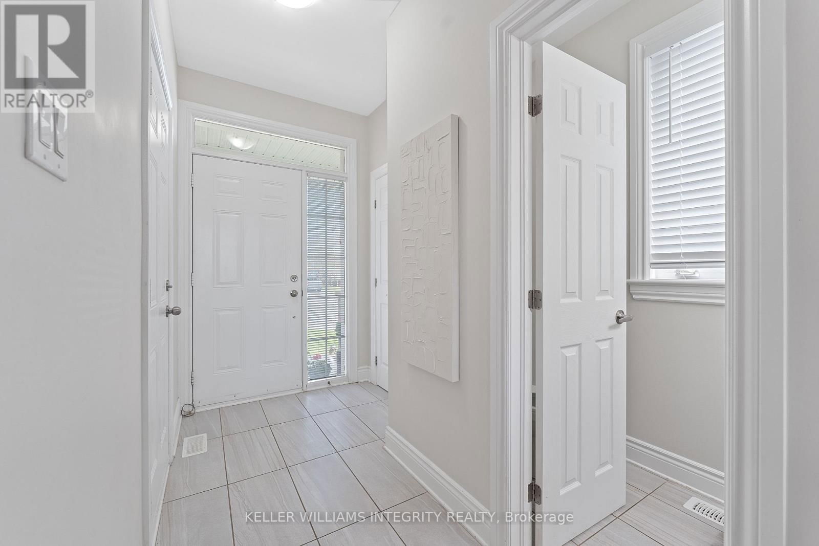 296 BERT HALL STREET Image 4