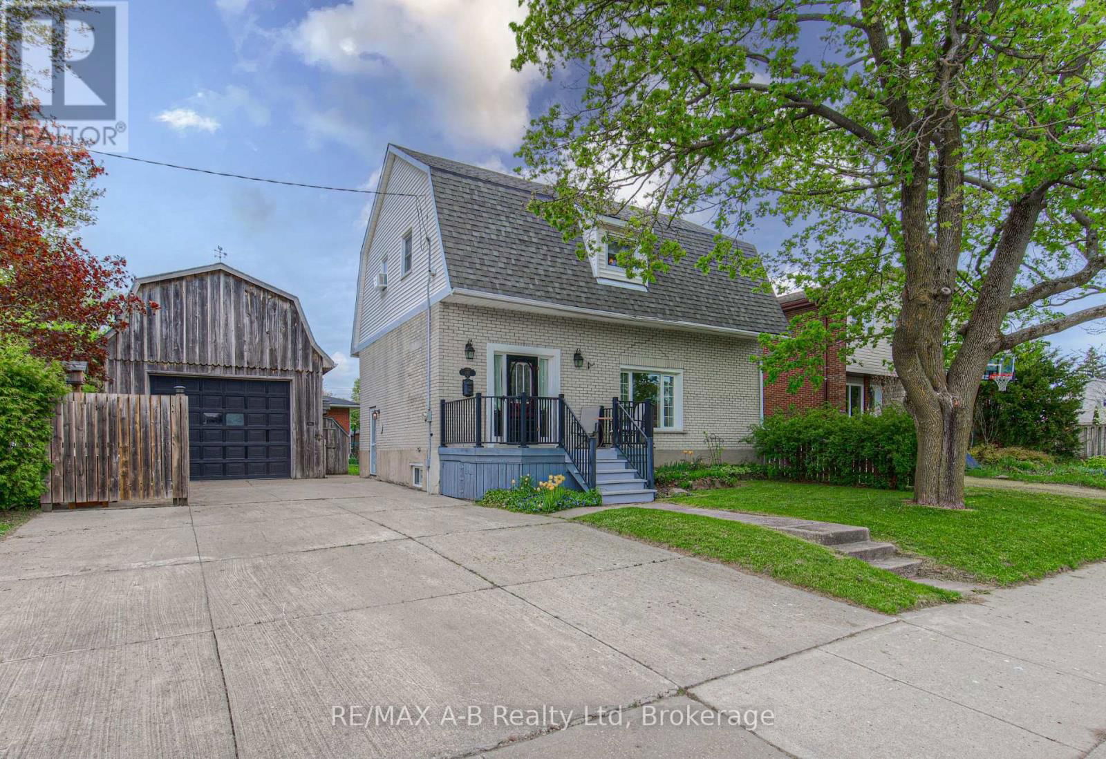 192 TAYLOR STREET Image 1