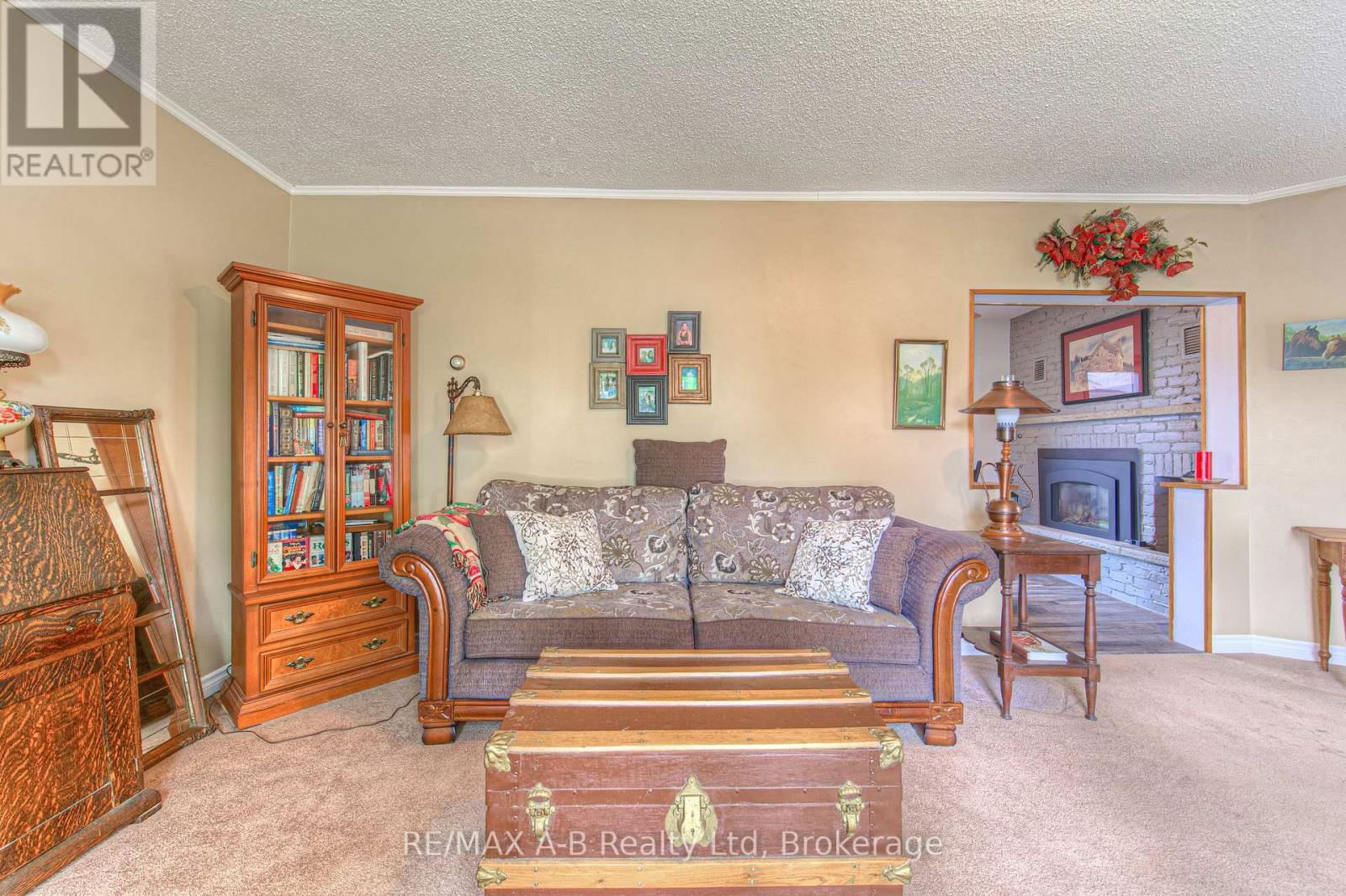 192 TAYLOR STREET Image 12