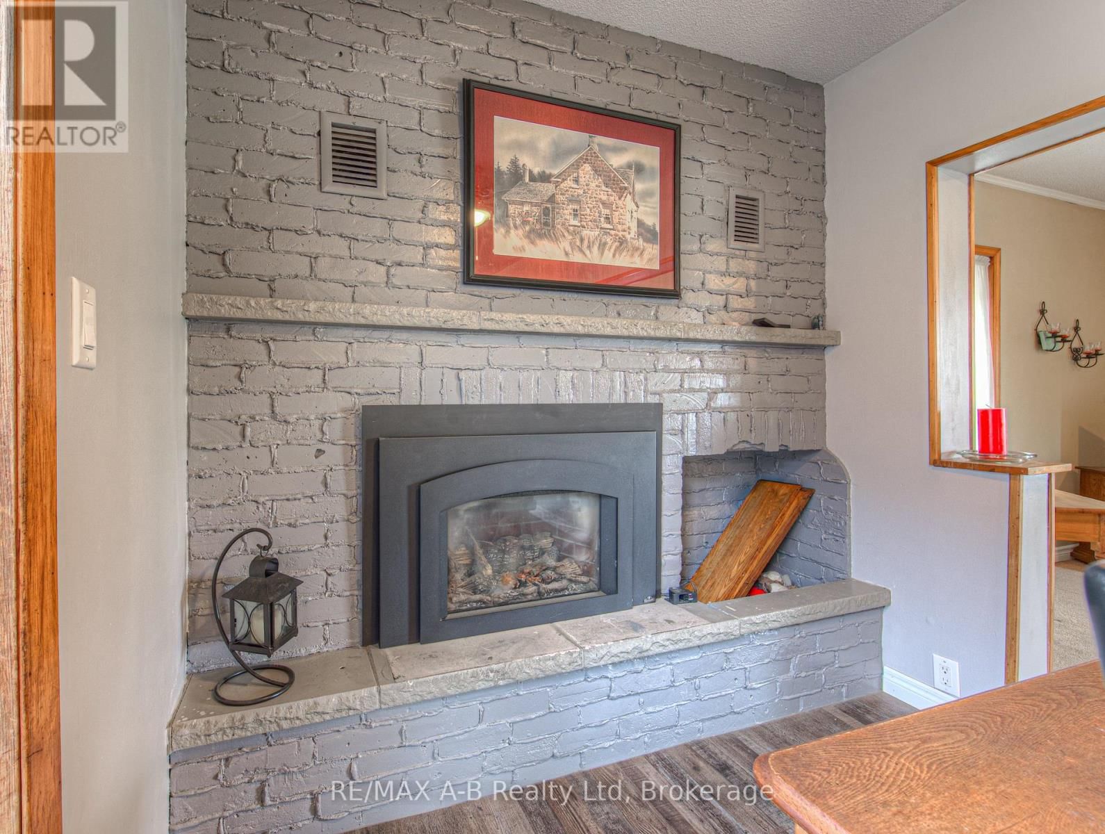 192 TAYLOR STREET Image 15