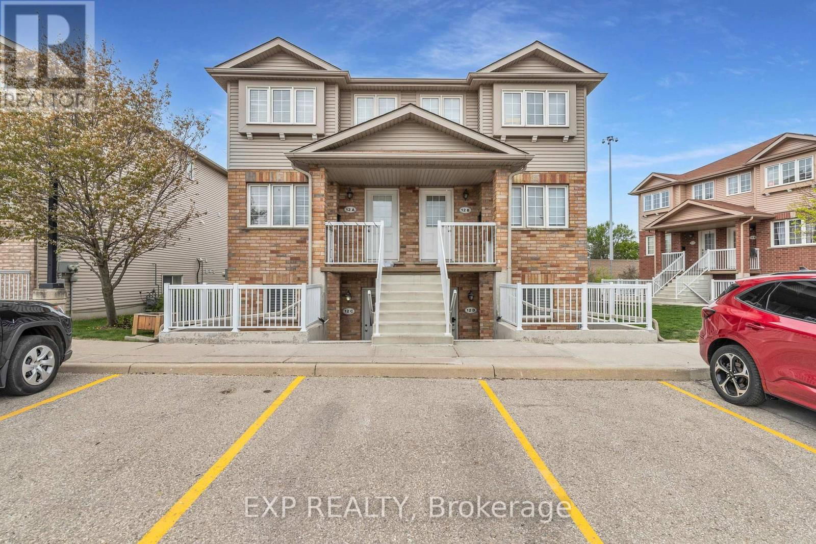 12C - 50 HOWE DRIVE Image 1