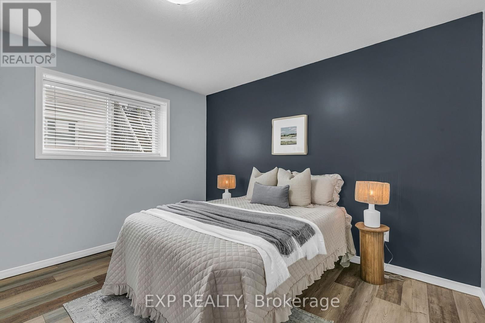 12C - 50 HOWE DRIVE Image 12