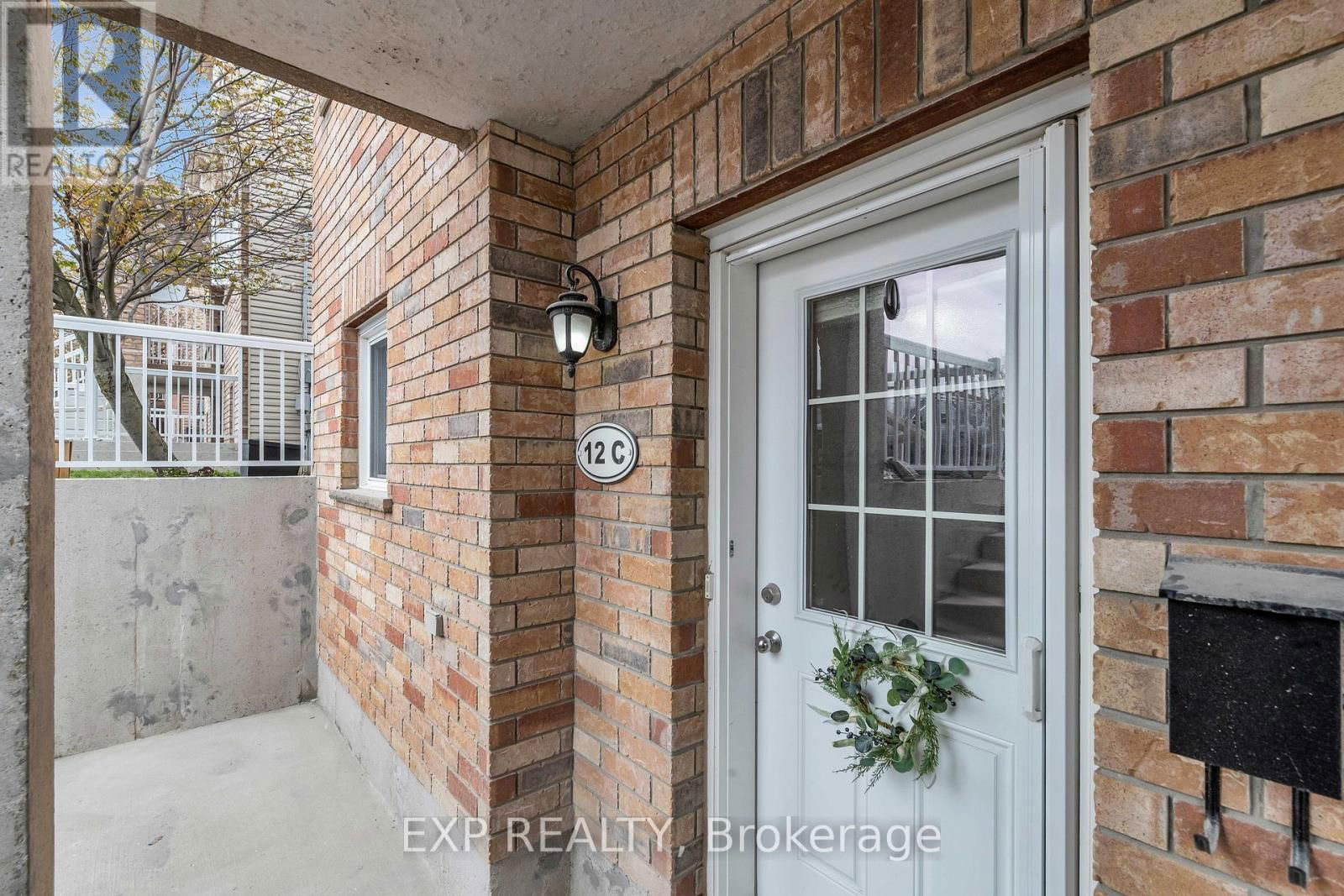 12C - 50 HOWE DRIVE Image 3