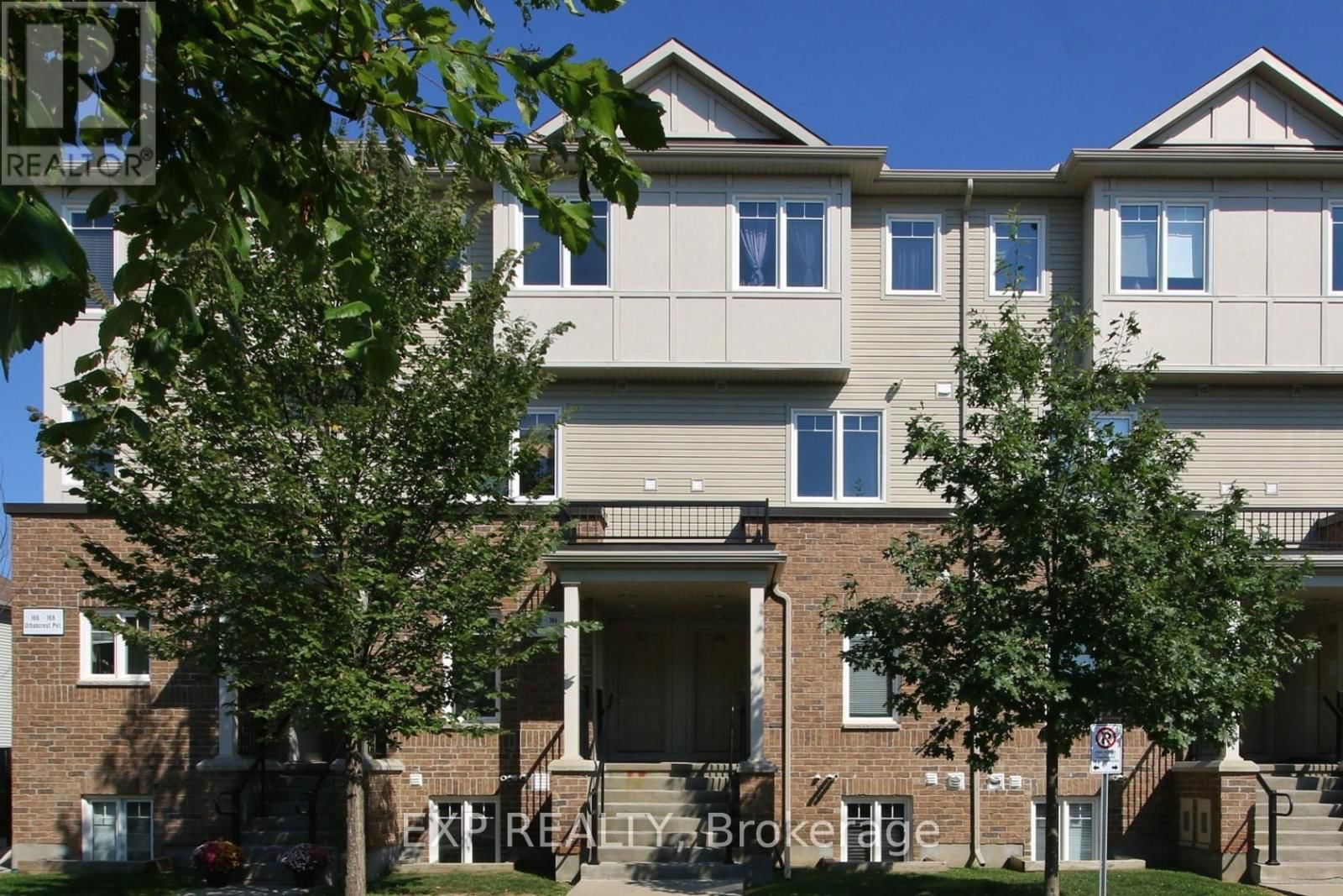 162 URBANCREST PRIVATE Image 1