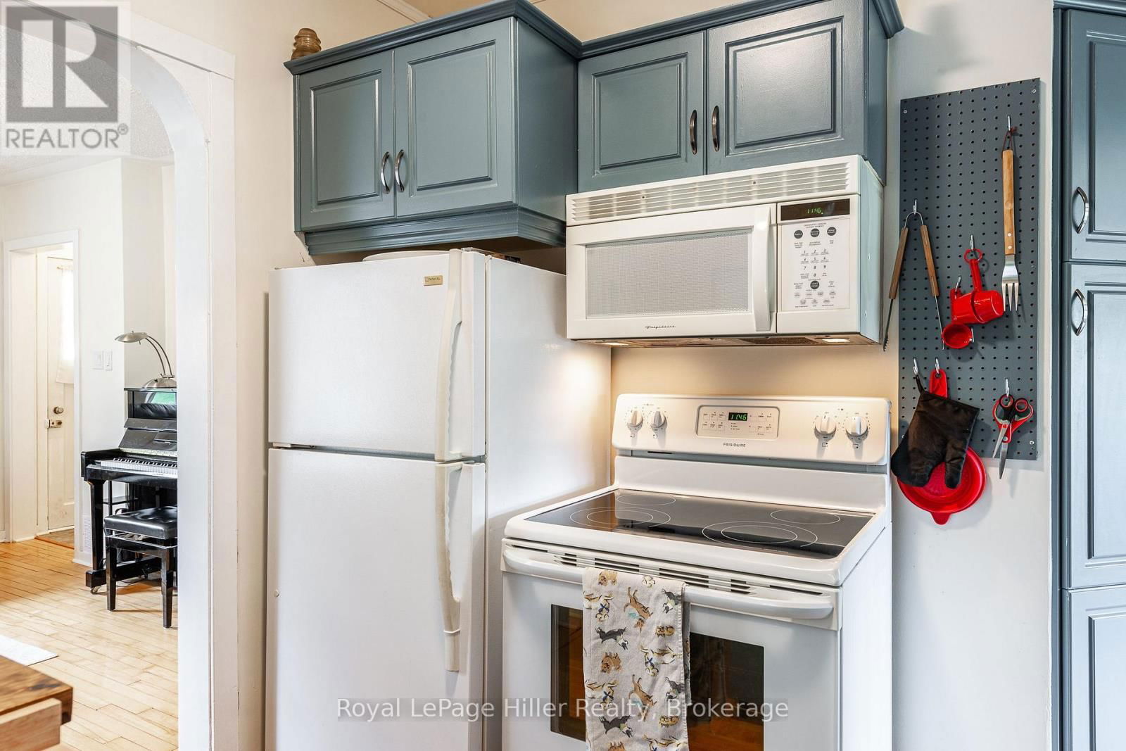 20 CORIANO STREET Image 11