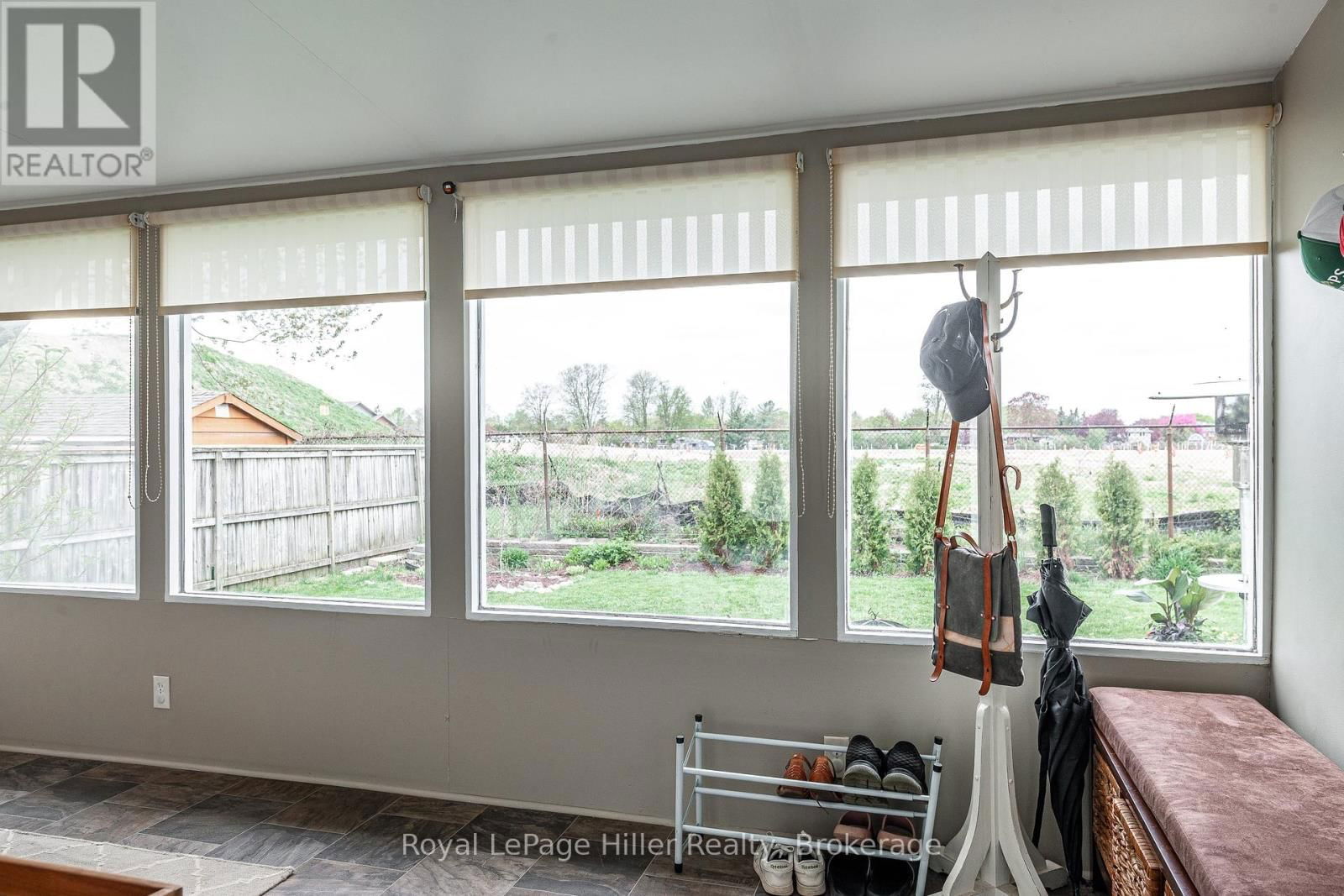 20 CORIANO STREET Image 12