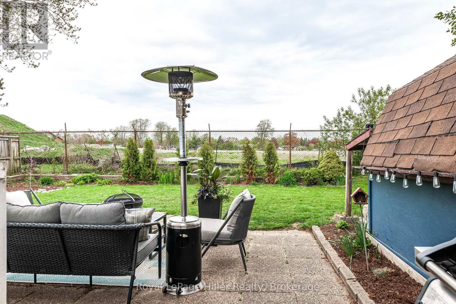 20 CORIANO STREET Image 32