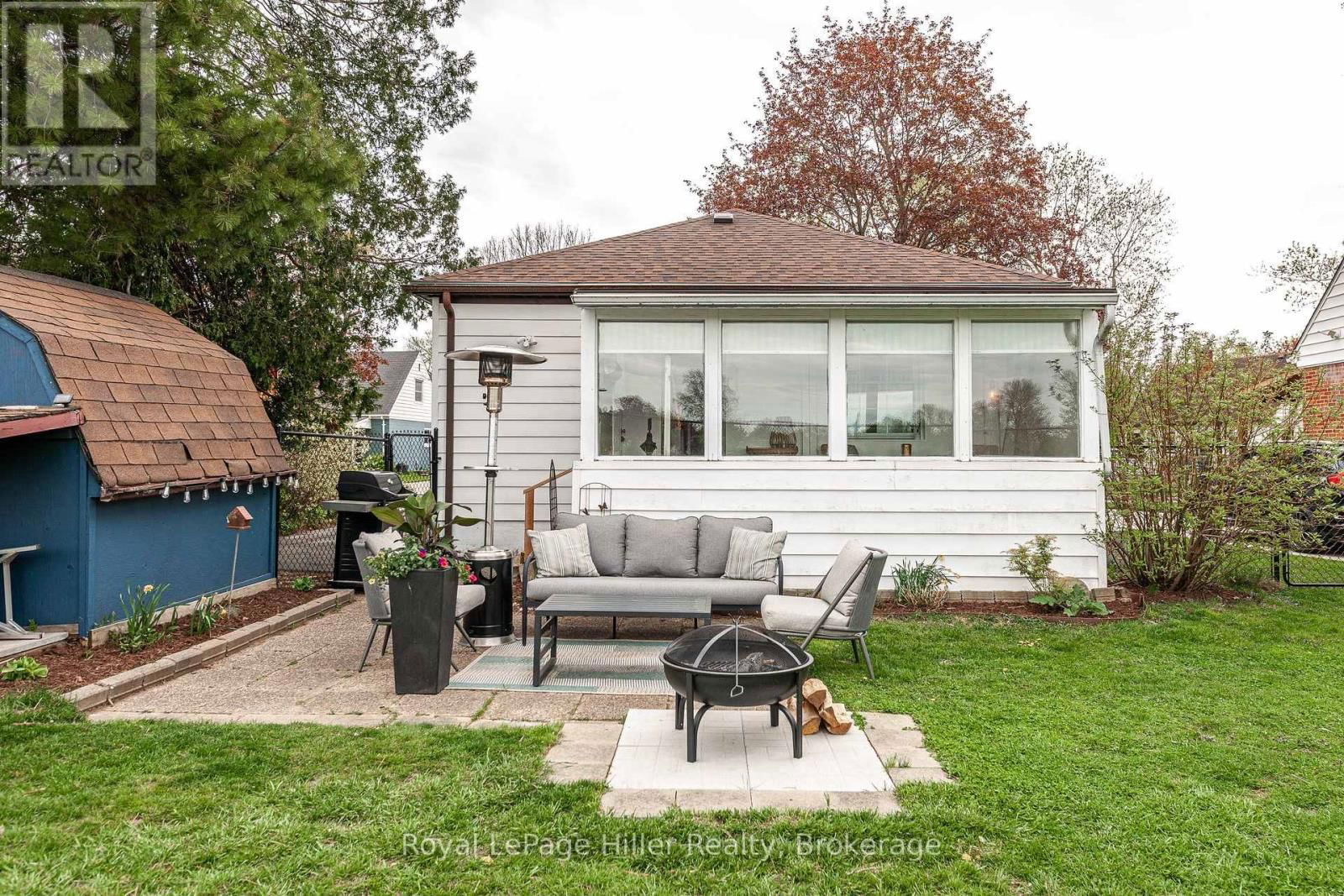 20 CORIANO STREET Image 34