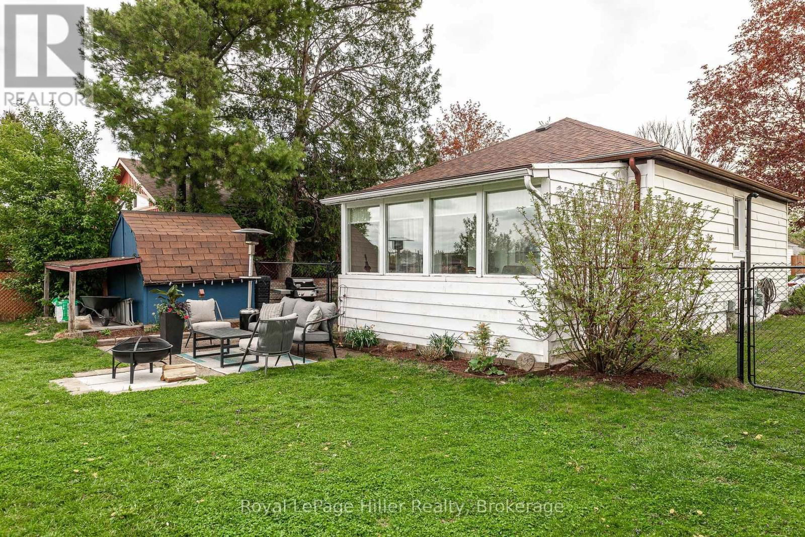 20 CORIANO STREET Image 35