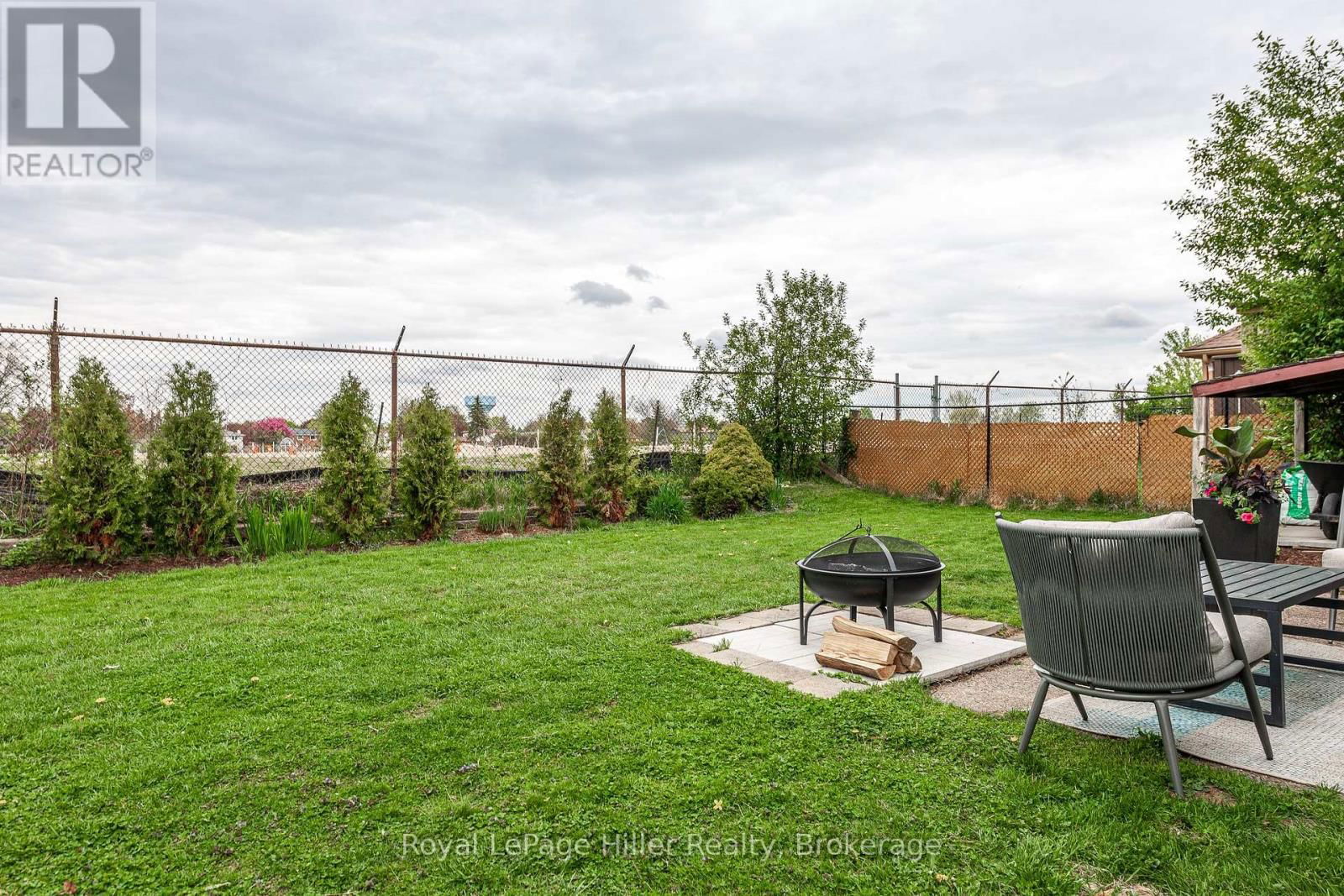 20 CORIANO STREET Image 36