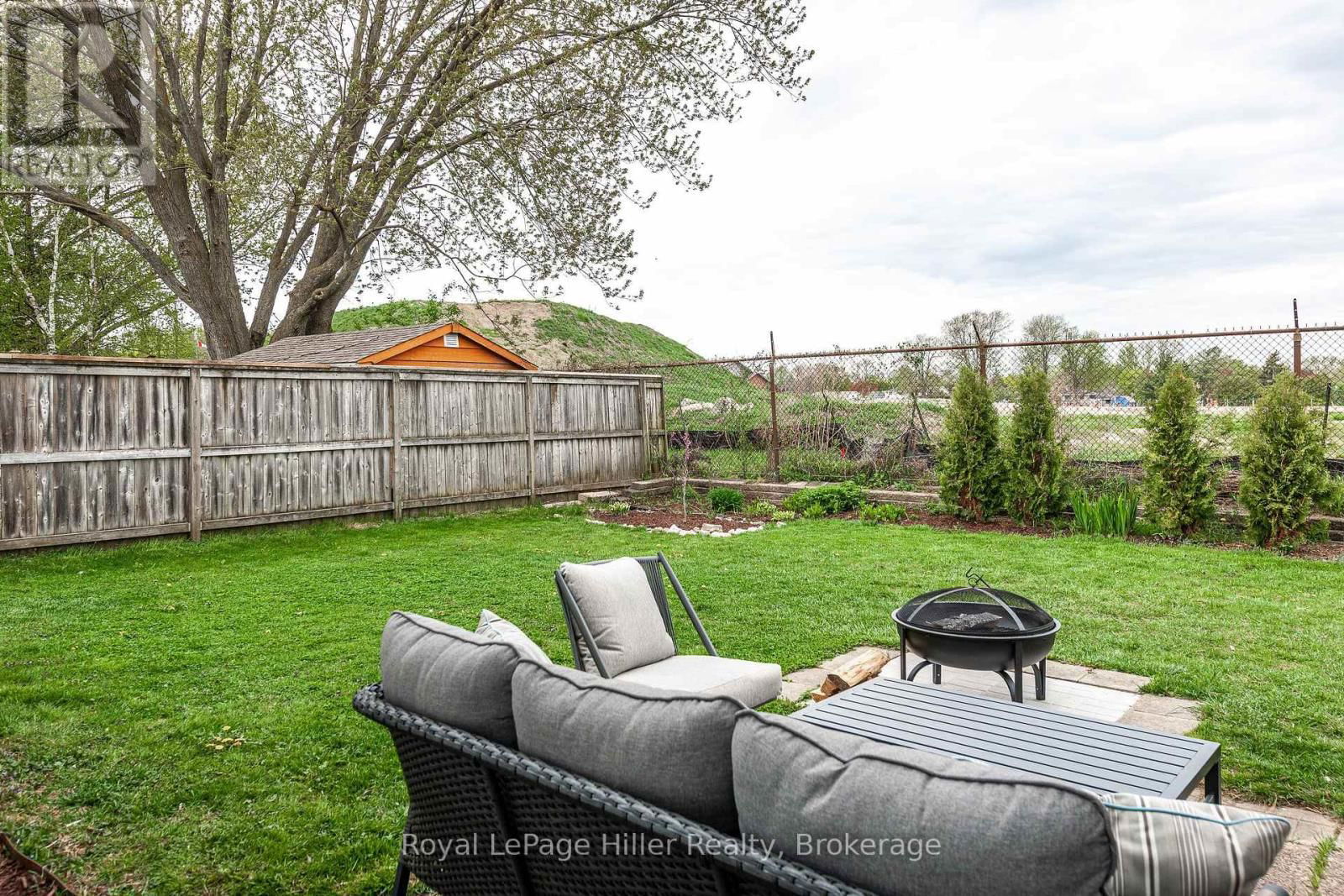 20 CORIANO STREET Image 39