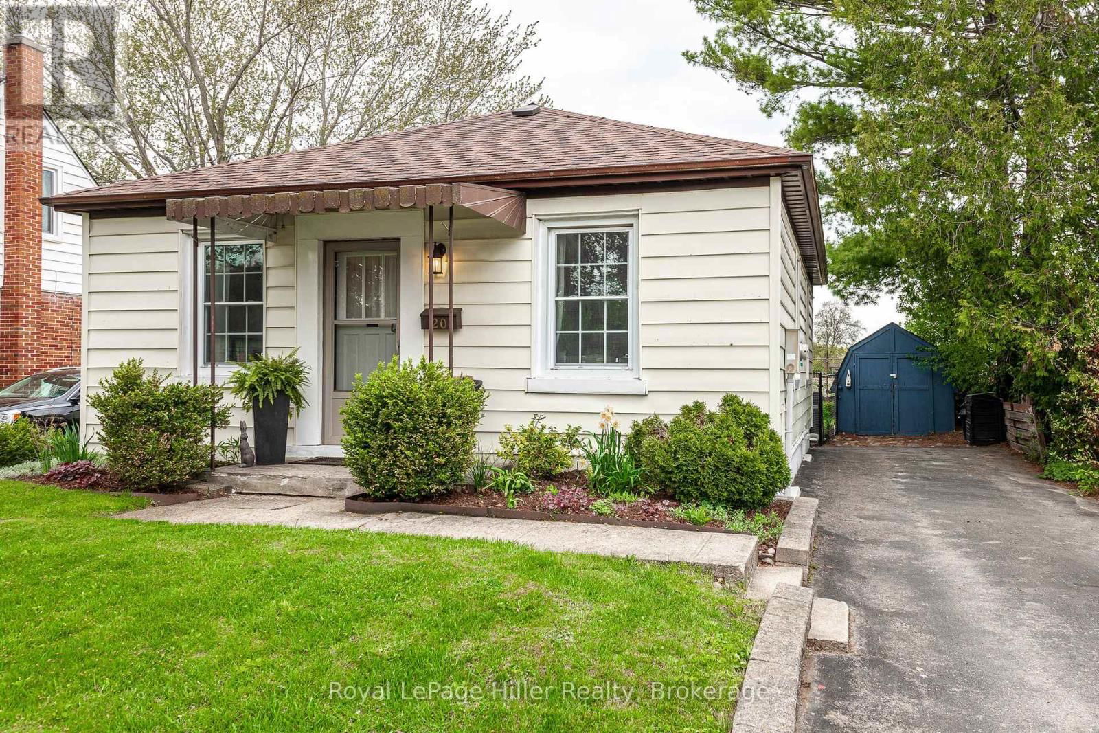 20 CORIANO STREET Image 40