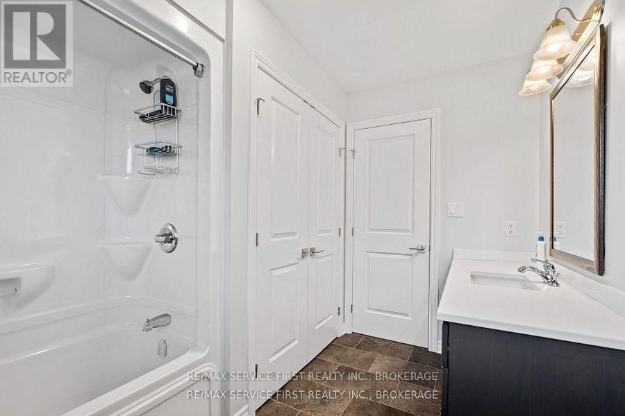 1349 OTTAWA STREET Image 31