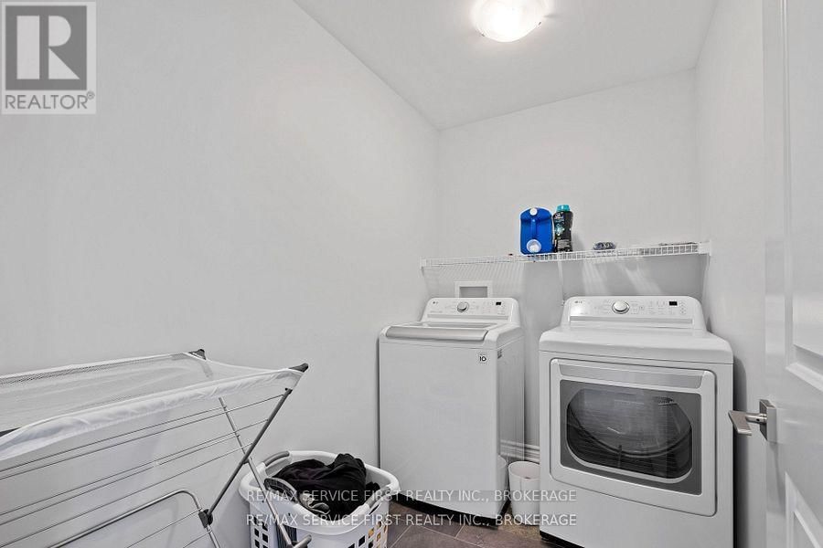 1349 OTTAWA STREET Image 32