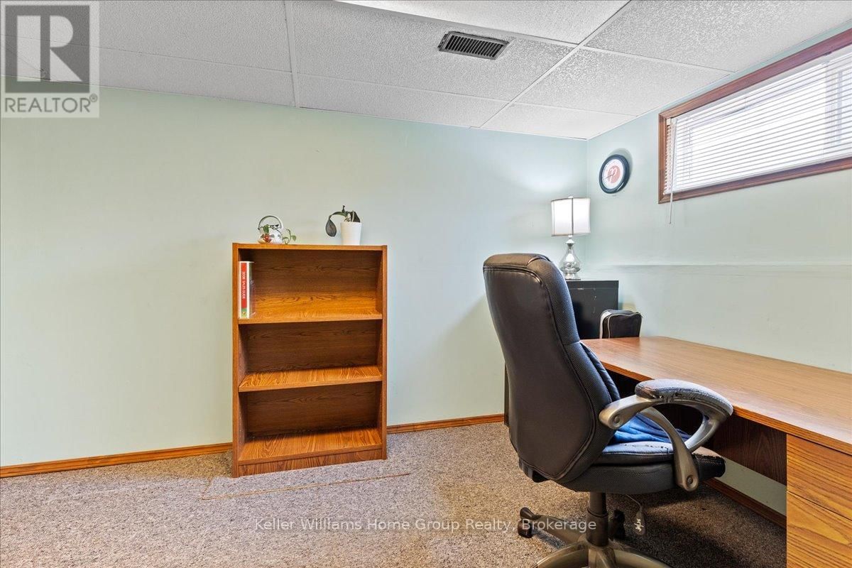 18 MATTHEW DRIVE Image 31