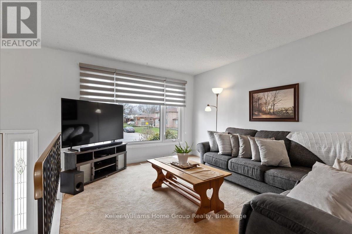 18 MATTHEW DRIVE Image 8