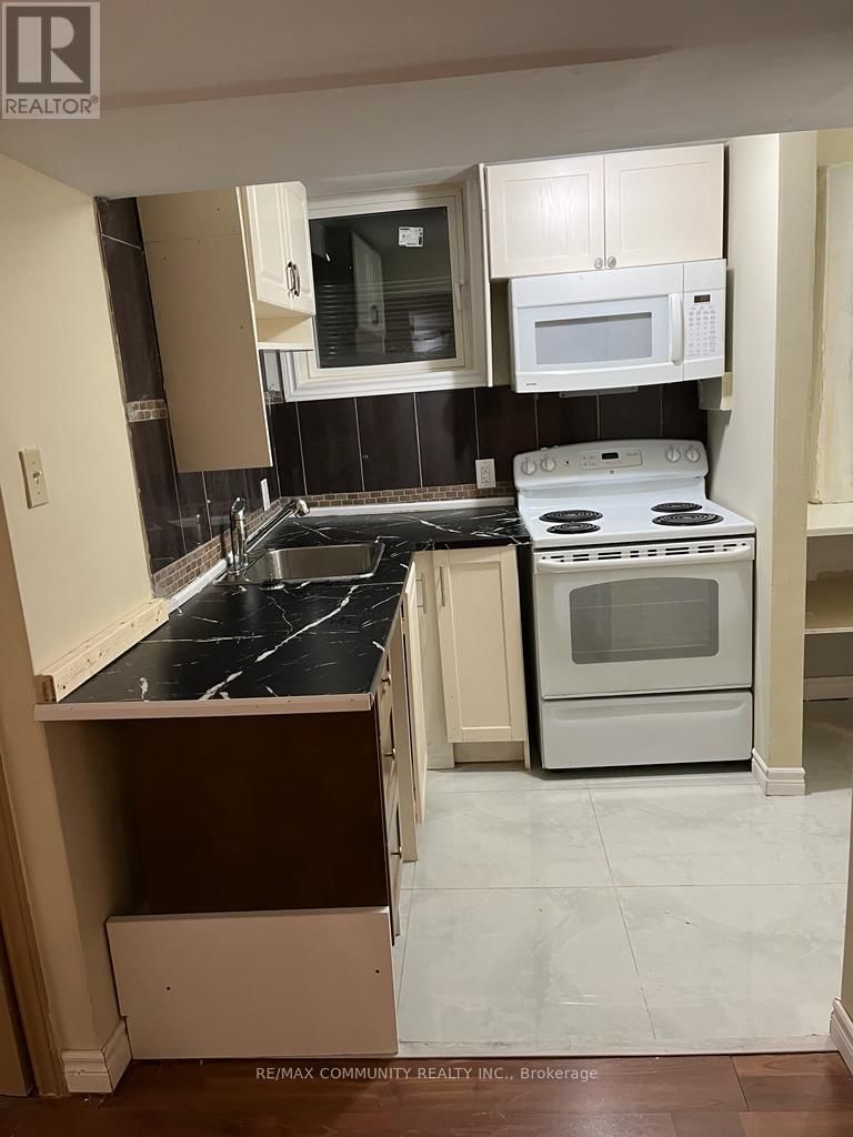 Bsmt - 10 SIMCOE DRIVE Image 9