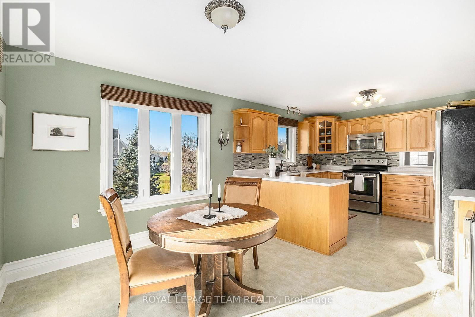 14 GARRISON DRIVE Image 12
