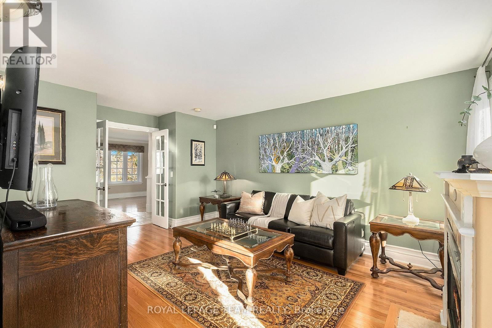 14 GARRISON DRIVE Image 18