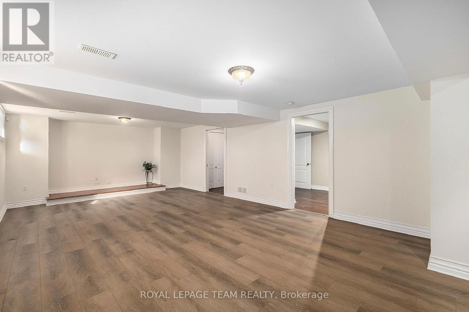 14 GARRISON DRIVE Image 30