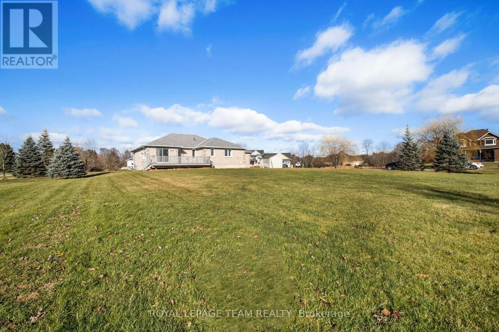 14 GARRISON DRIVE Image 36