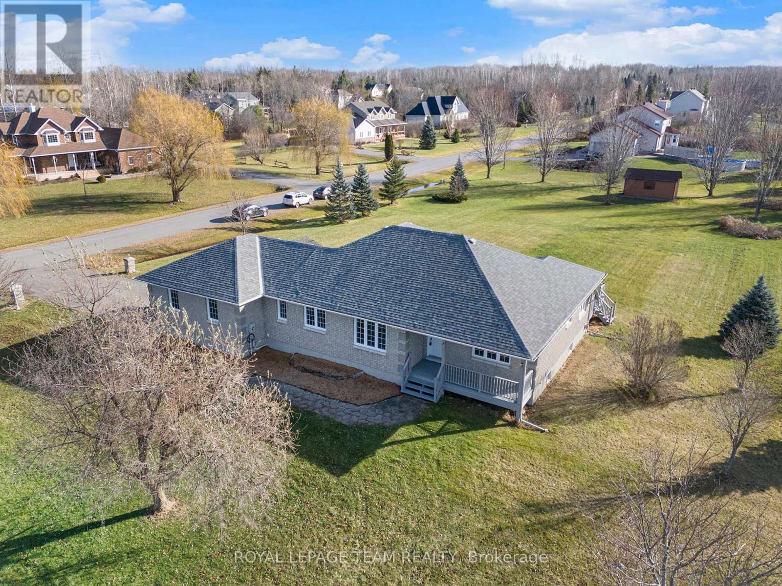 14 GARRISON DRIVE Image 39