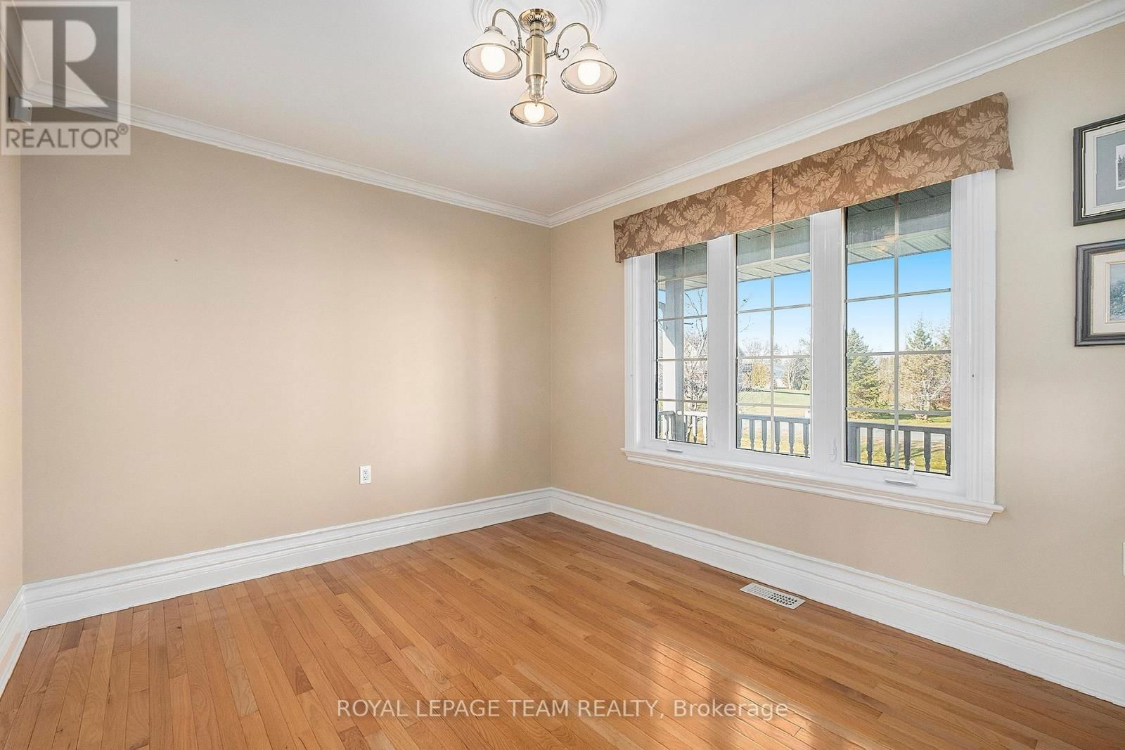 14 GARRISON DRIVE Image 7