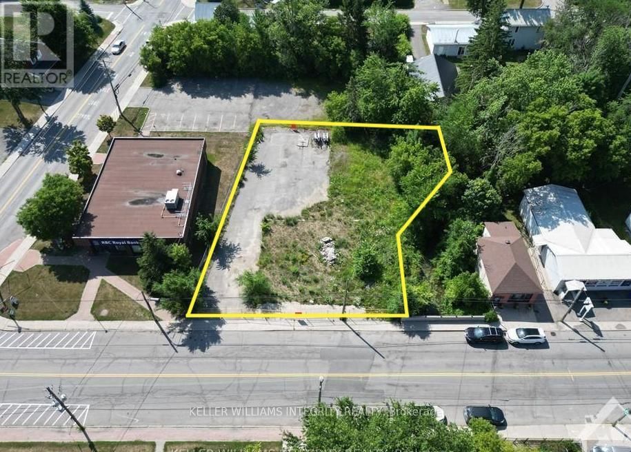 8212 VICTORIA STREET Image 1