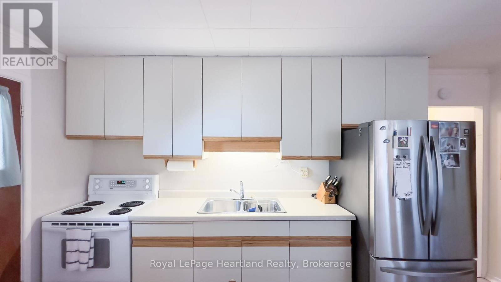 83815B DICKSON STREET Image 11
