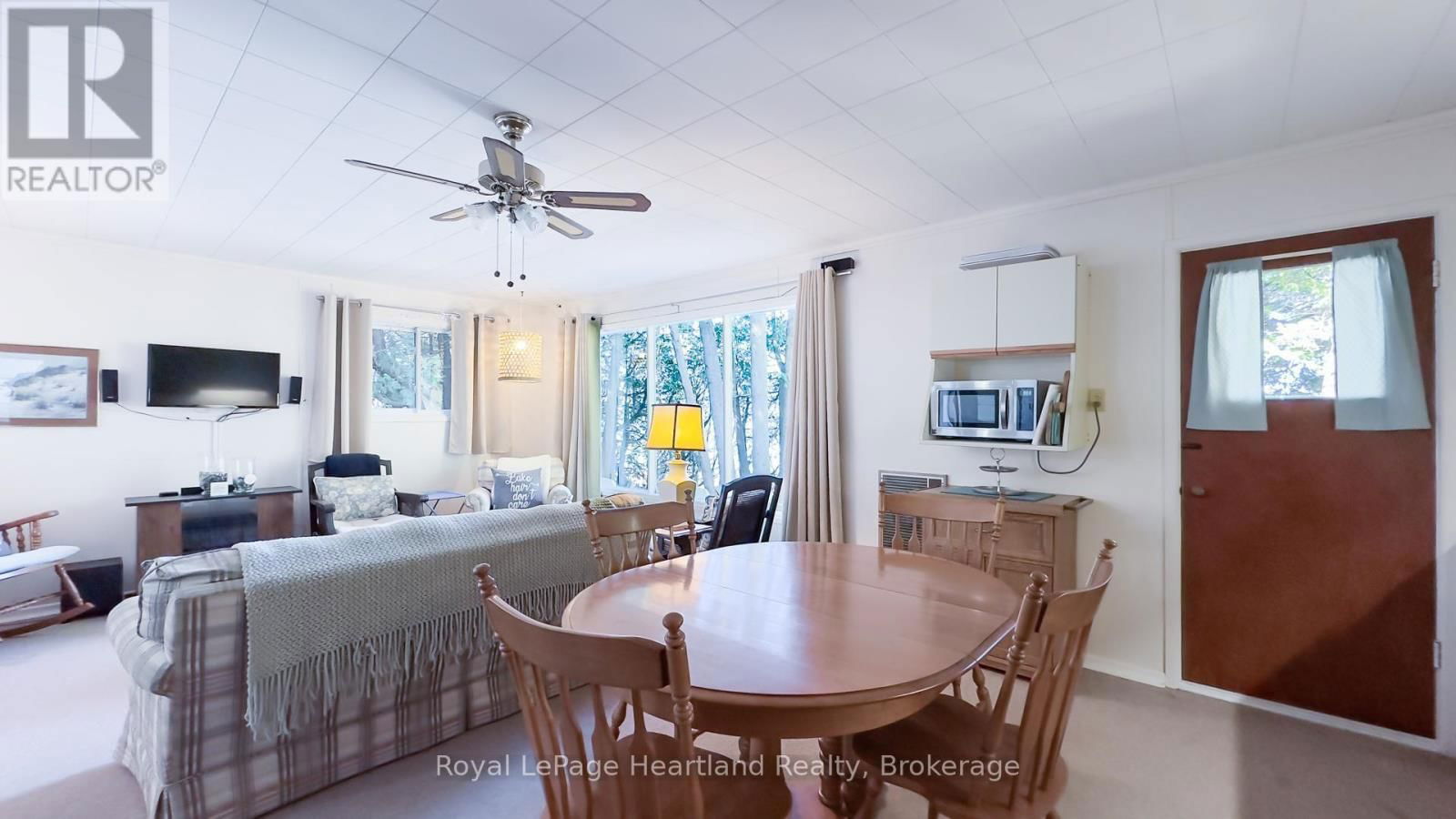 83815B DICKSON STREET Image 12