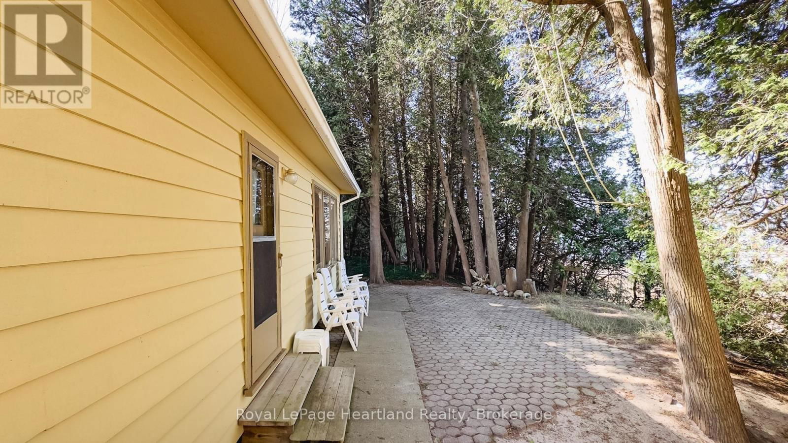 83815B DICKSON STREET Image 27