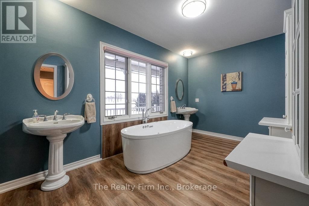 716173 18TH LINE Image 18