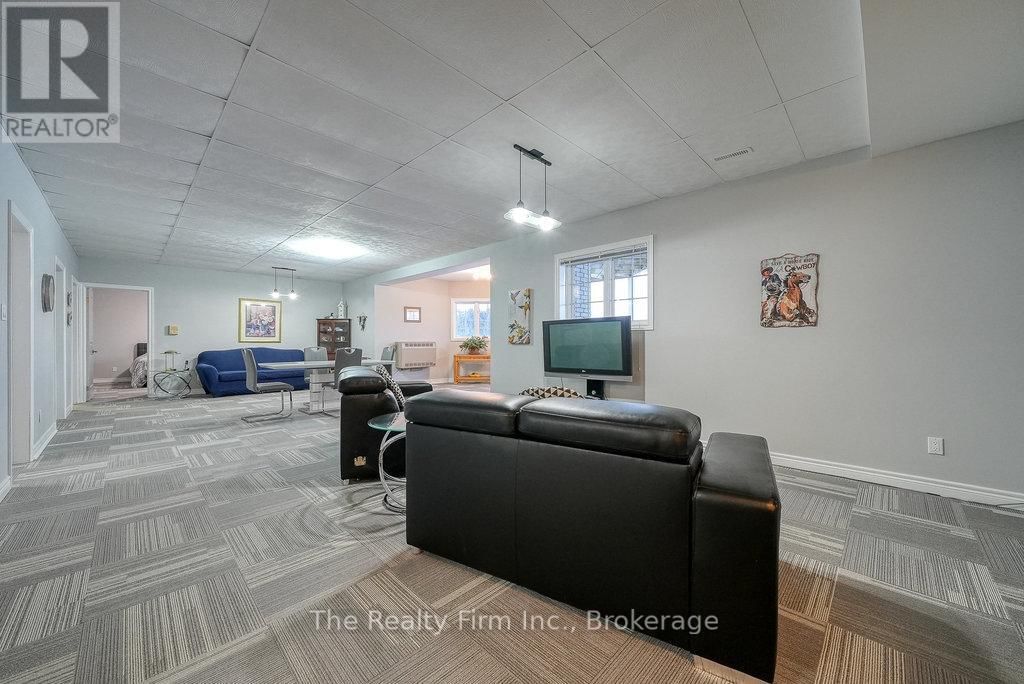 716173 18TH LINE Image 22