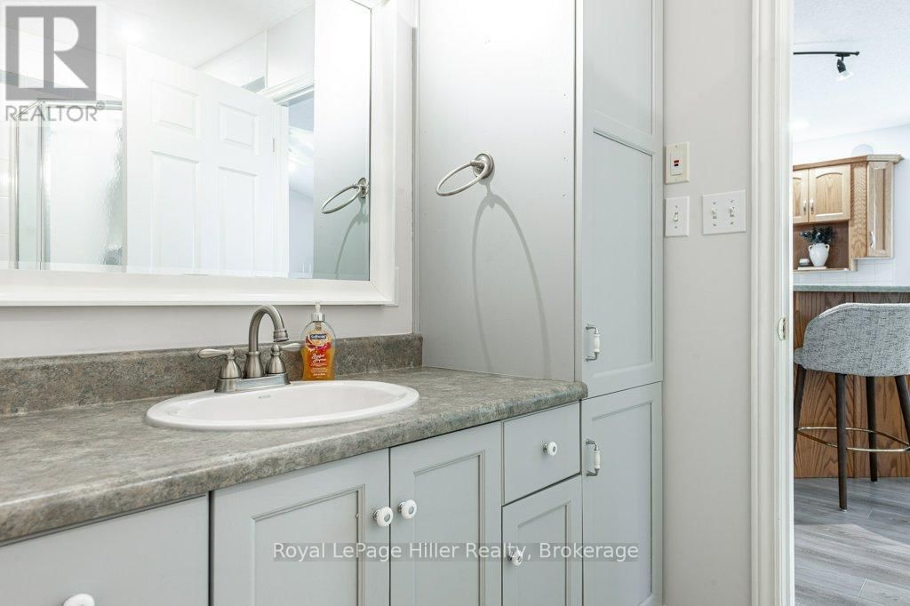 176 FRANKLIN DRIVE Image 19