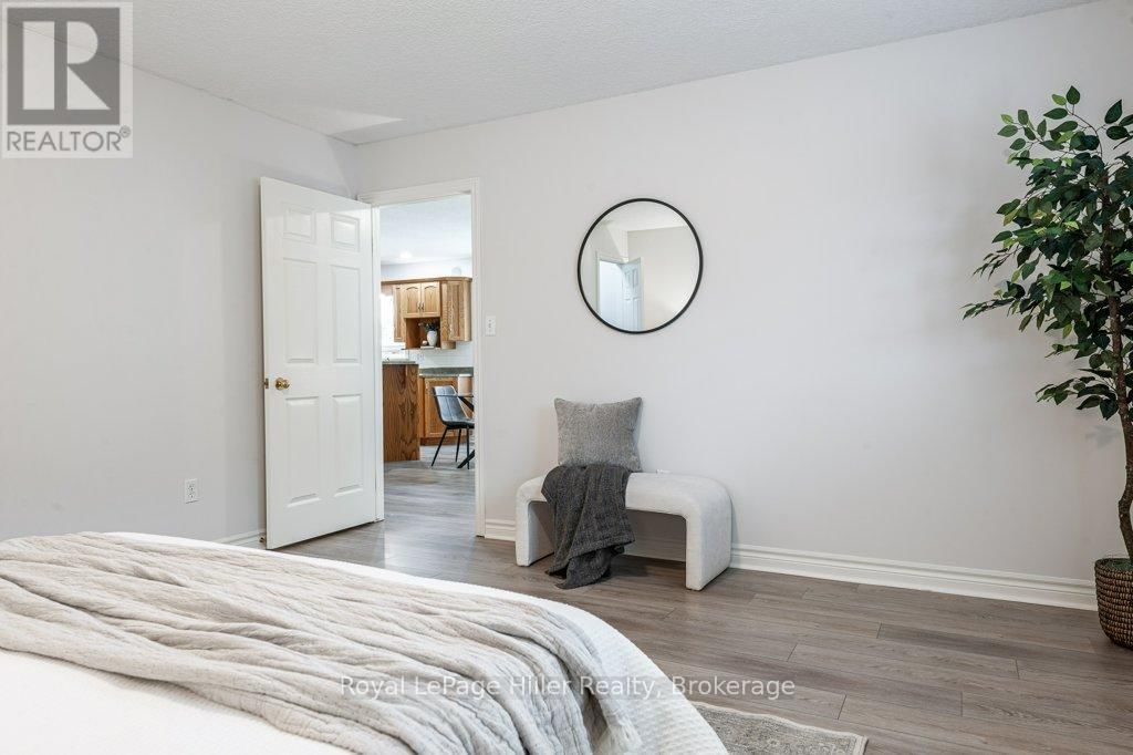 176 FRANKLIN DRIVE Image 21