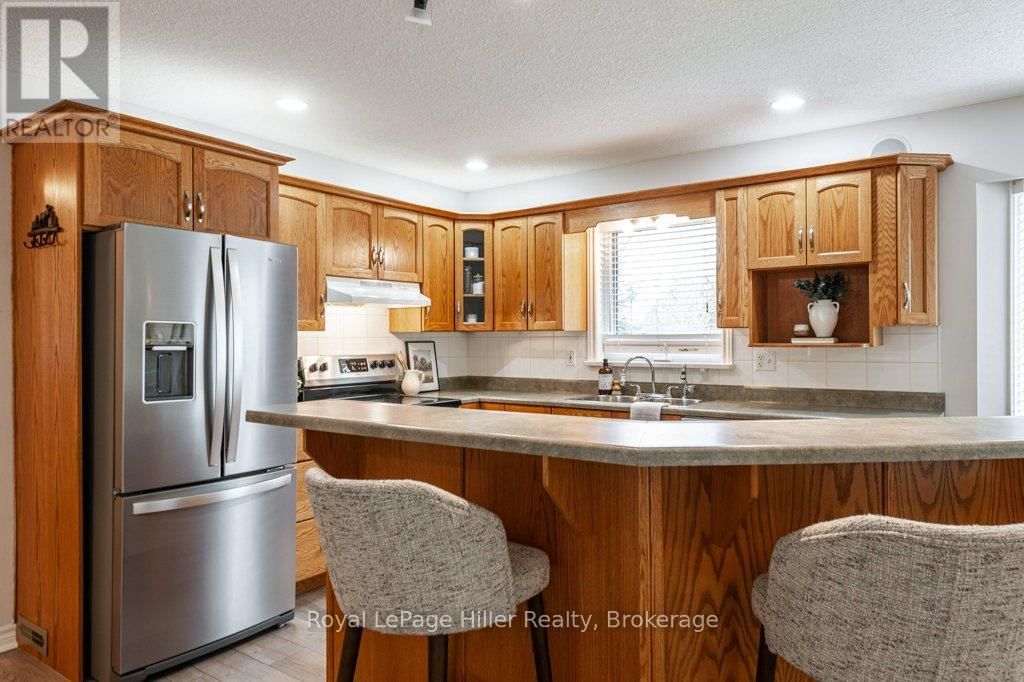 176 FRANKLIN DRIVE Image 23