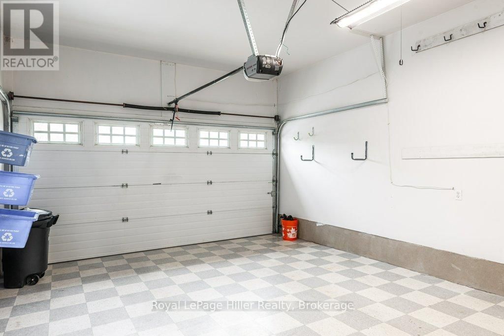176 FRANKLIN DRIVE Image 24
