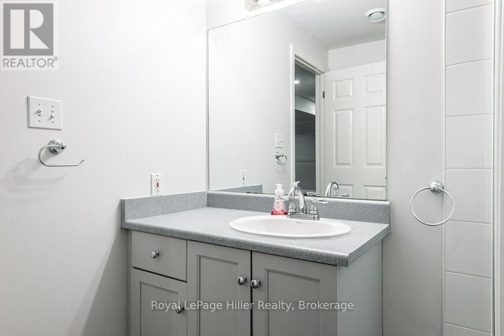 176 FRANKLIN DRIVE Image 31