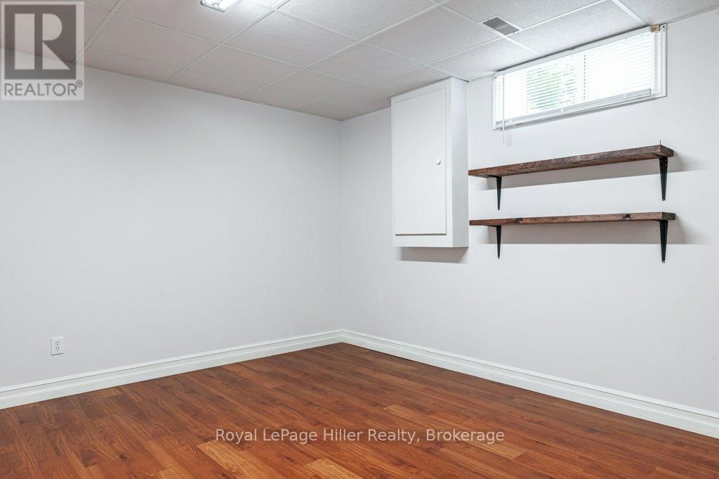 176 FRANKLIN DRIVE Image 32