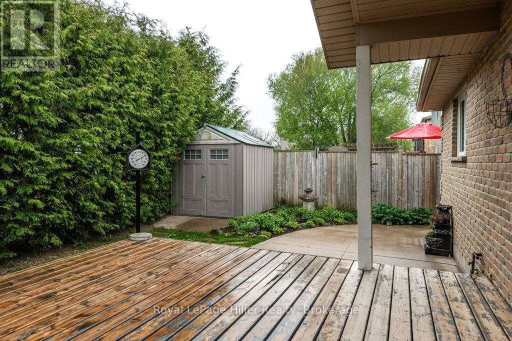 176 FRANKLIN DRIVE Image 38