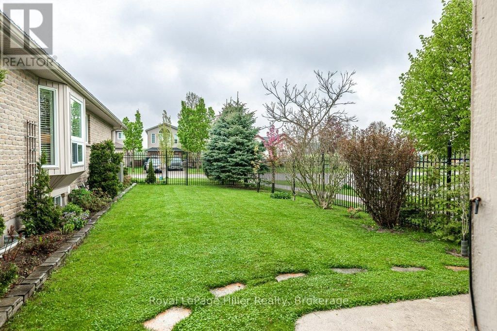 176 FRANKLIN DRIVE Image 41