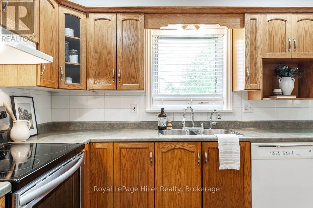176 FRANKLIN DRIVE Image 7