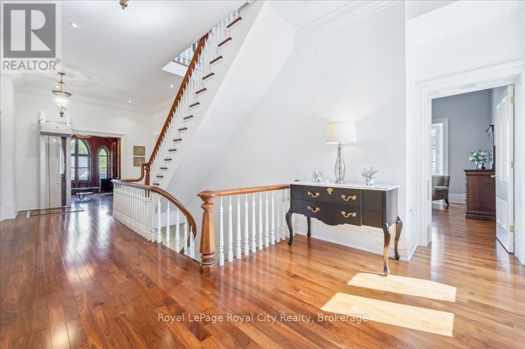 15 - 25 MANOR PARK CRESCENT Image 16