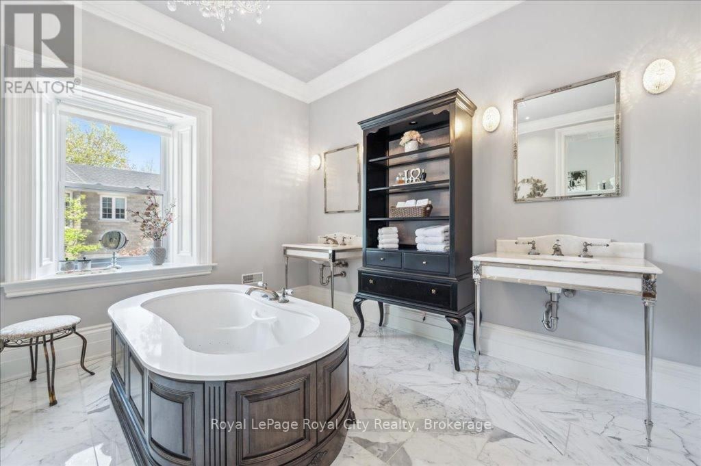 15 - 25 MANOR PARK CRESCENT Image 38