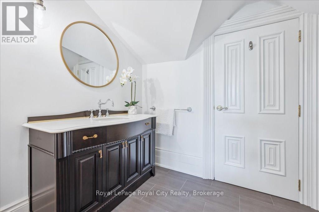 15 - 25 MANOR PARK CRESCENT Image 43