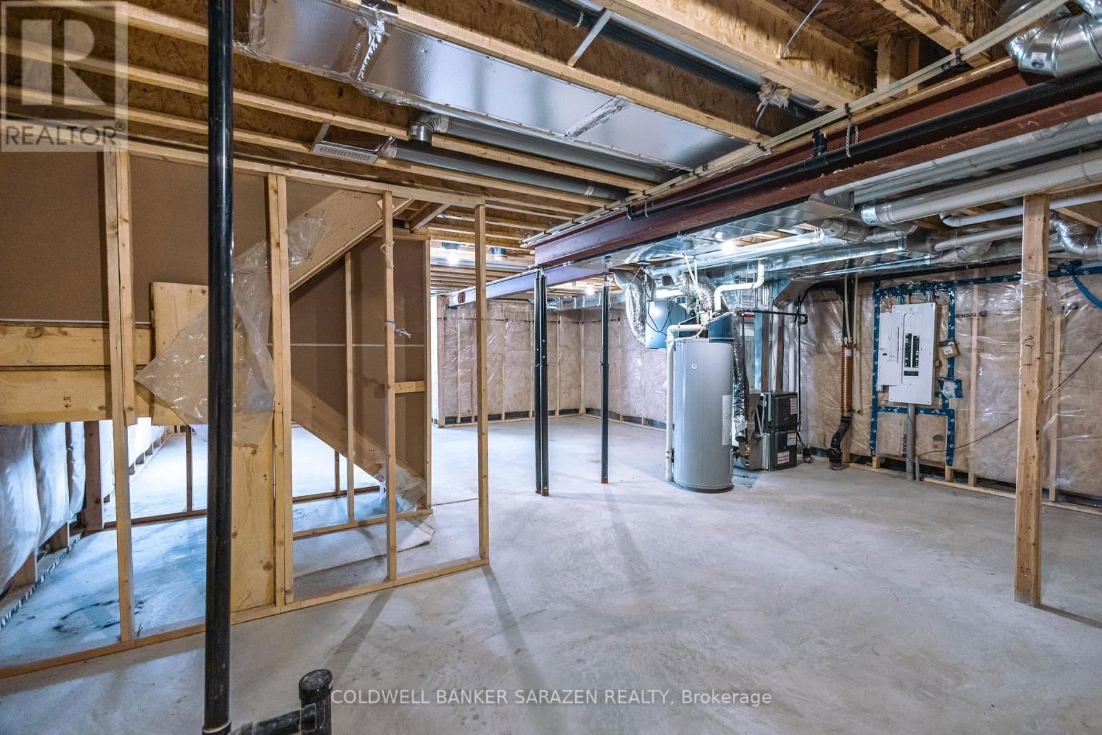 240 DAGENHAM STREET Image 10