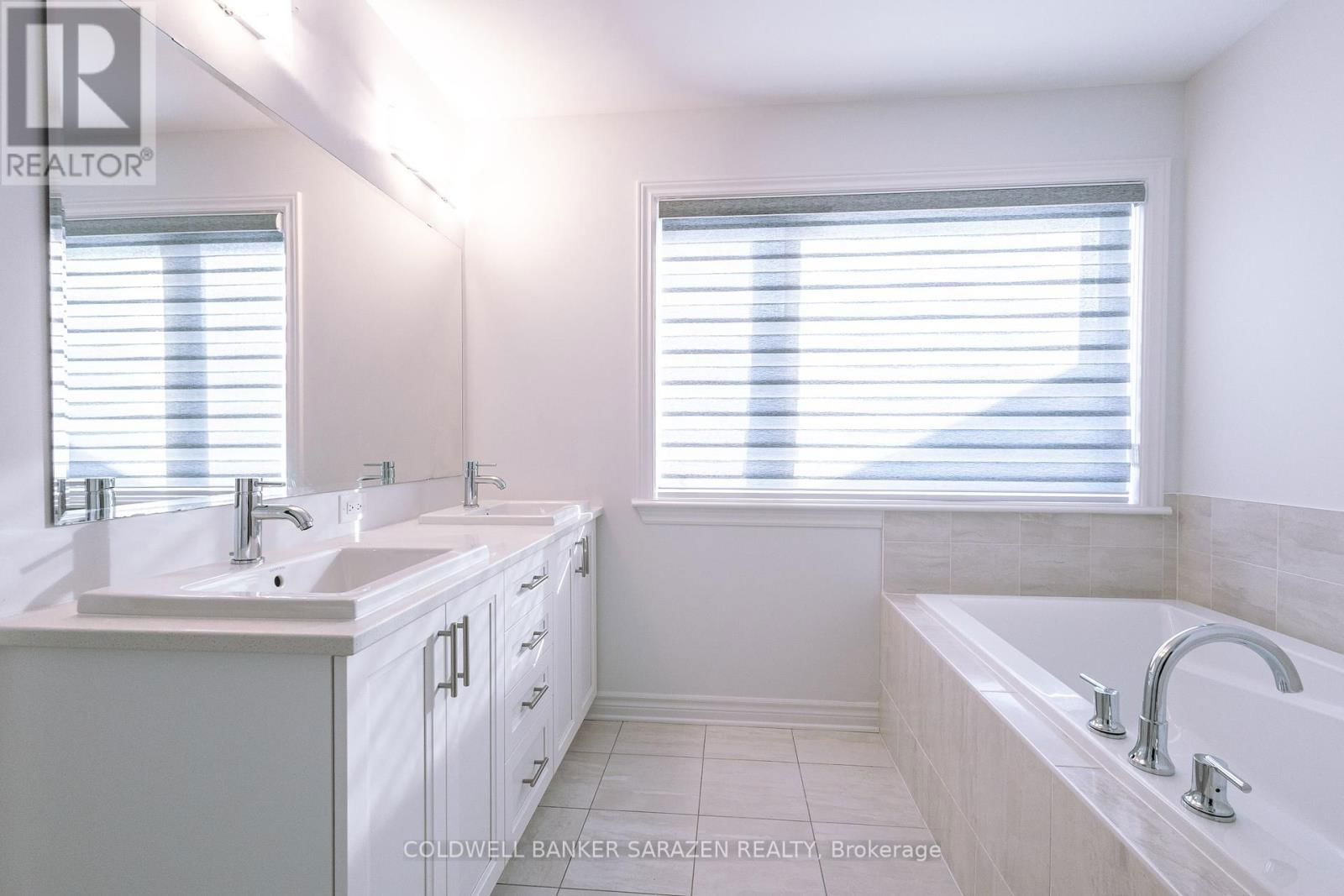 240 DAGENHAM STREET Image 26