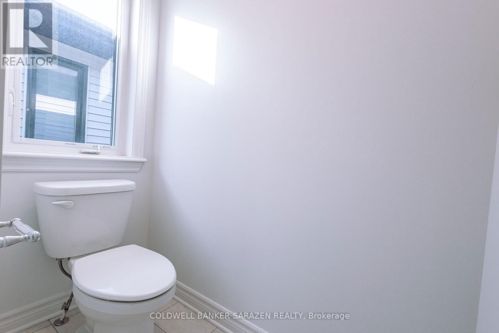 240 DAGENHAM STREET Image 27