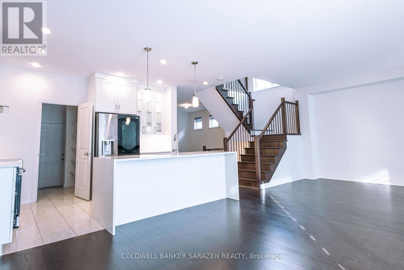 240 DAGENHAM STREET Image 9