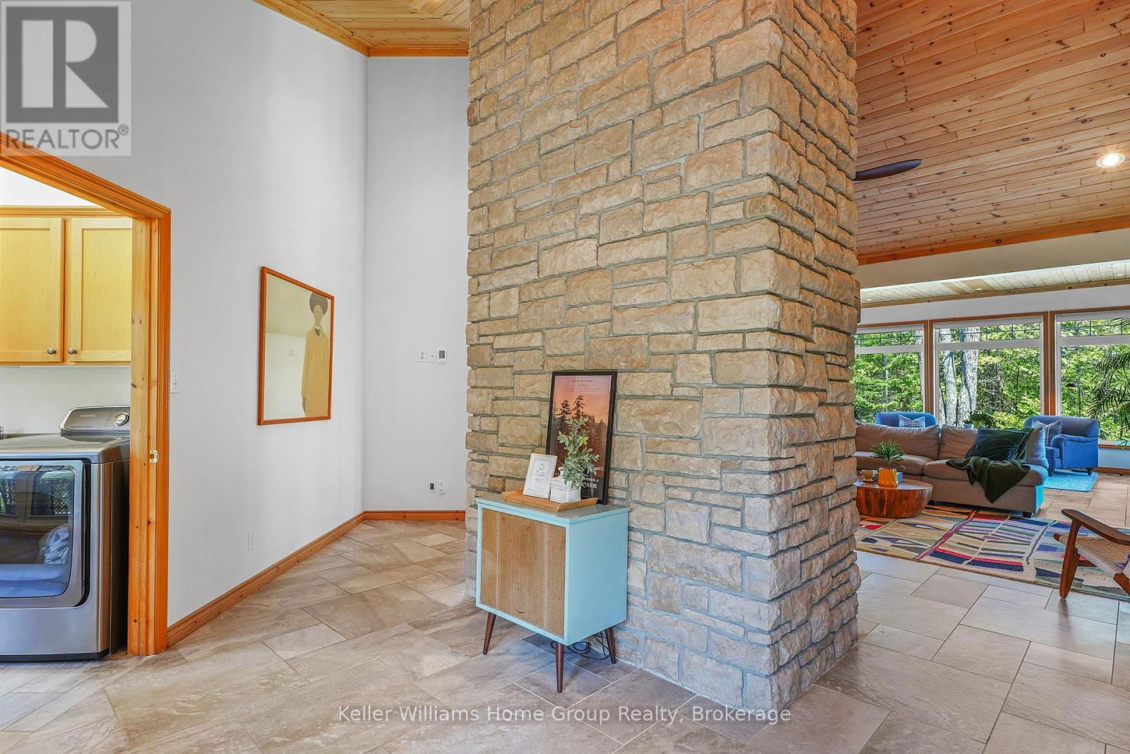 124 NELSON DRIVE Image 11